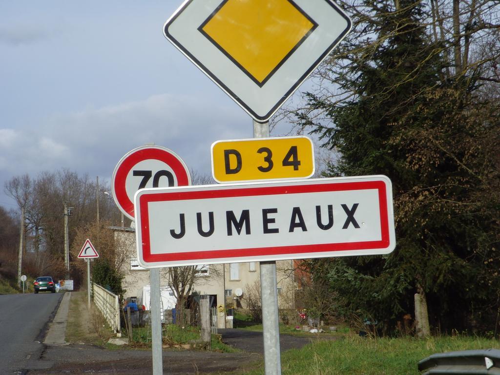 Le Bravard Jumeaux Eksteriør bilde